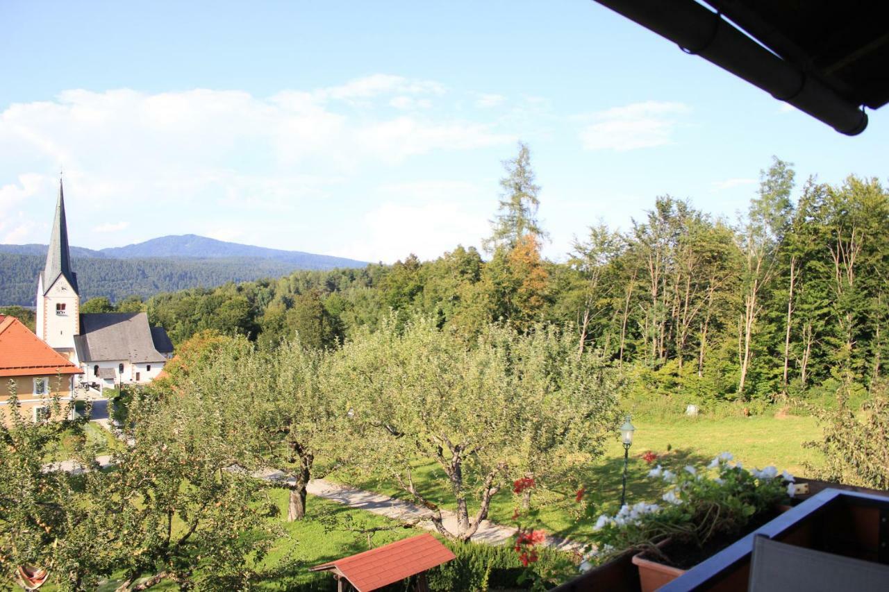 Kusternighof Hotel Velden am Woerthersee Exterior photo